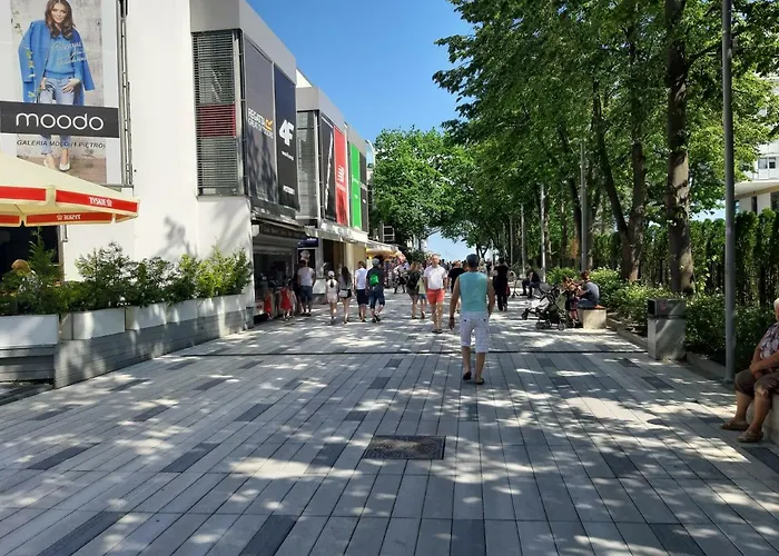 Baltyk Nadmorskie Tarasy Z Parkingiem