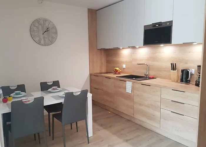 Baltyk Nadmorskie Tarasy Z Parkingiem Kolobrzeg